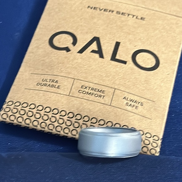 NEW silver silicone wedding ring band Size 11 & 12 NWT work safe latex free men - Picture 3 of 11